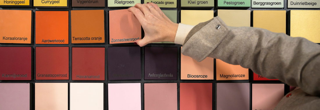 Waarom vergeelt verf en hoe kan je het voorkomen?