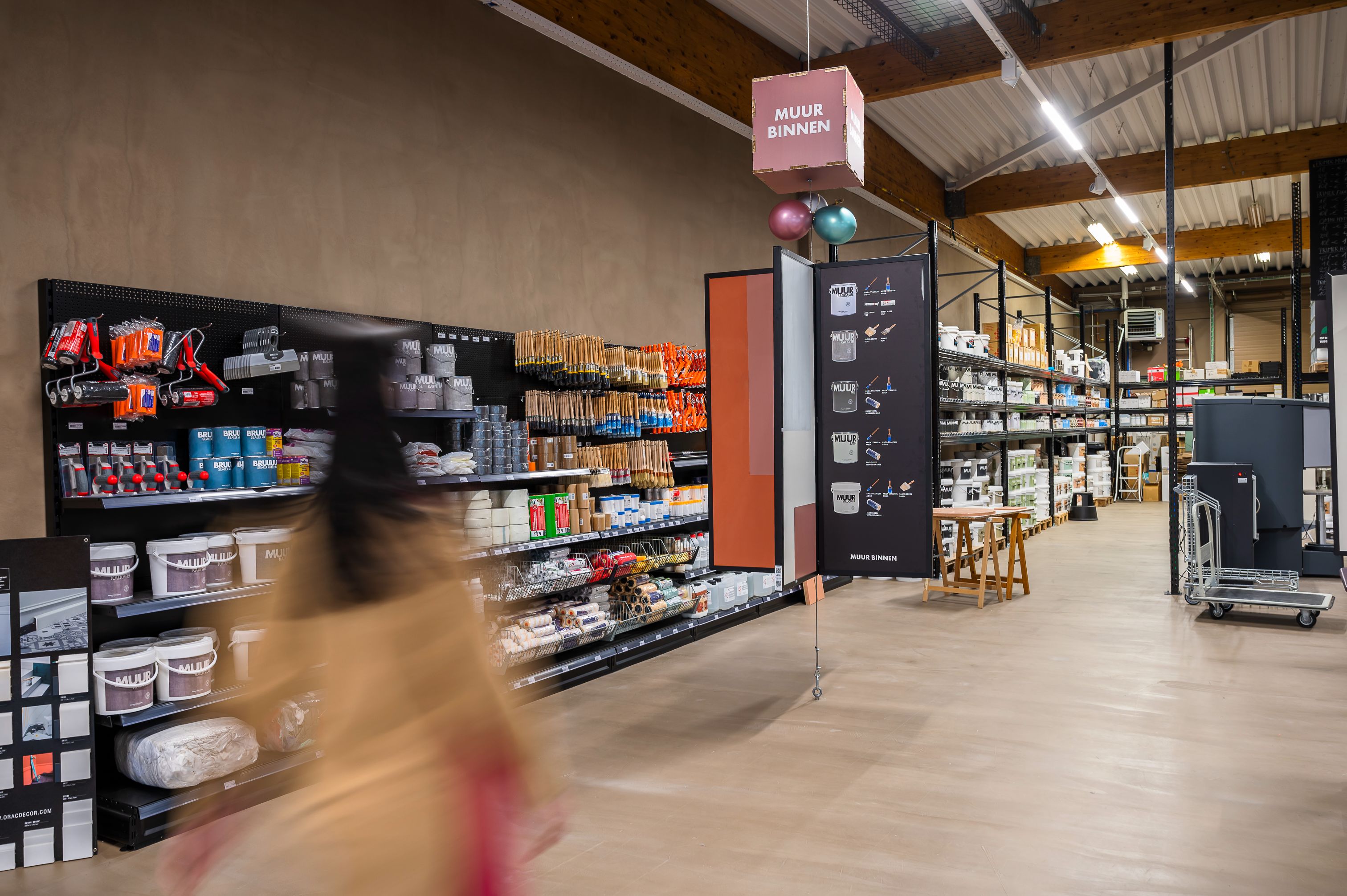 Paintfactory winkel in Kortrijk