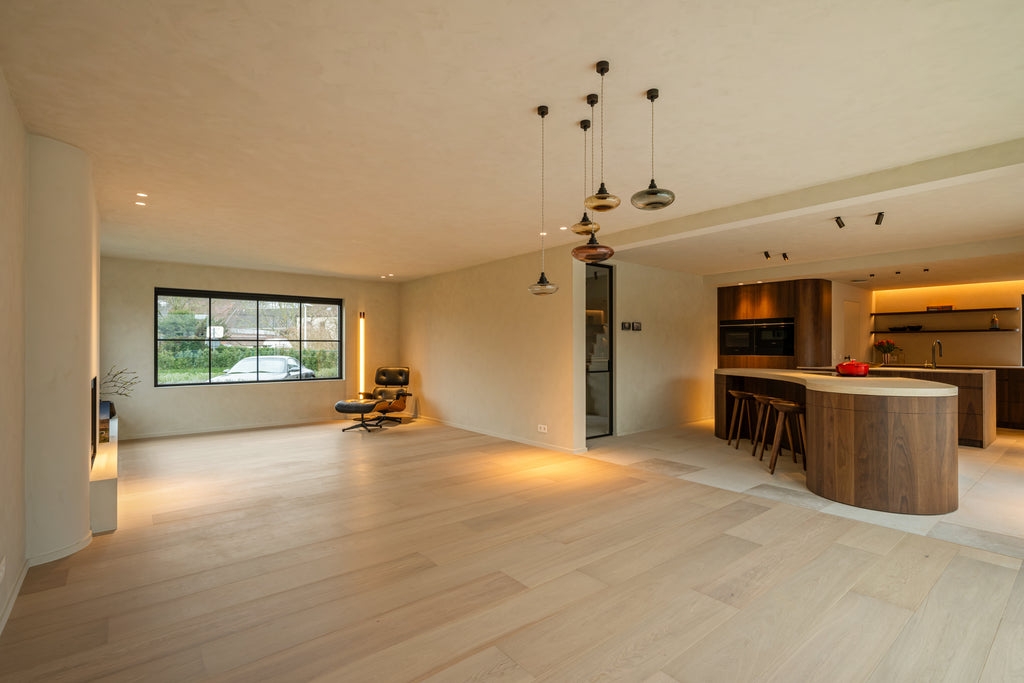 Kalkverf in de kleur Graanbeige in de woonkamer
