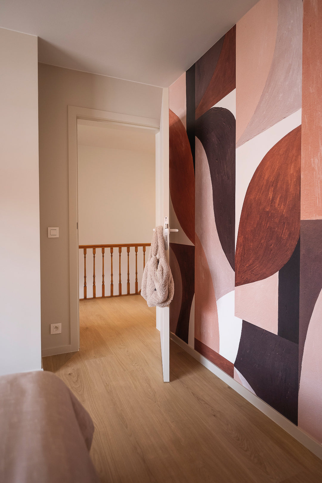 Behang in de slaapkamer in het sundae huis